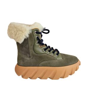 4CCCCEES, Winterboot mit Lammfell in Khaki